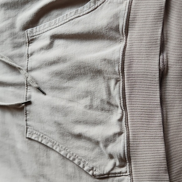 Aerie sand color lightweight 3/4 zipper hoodie women's xs oversized fit - Picture 4 of 8